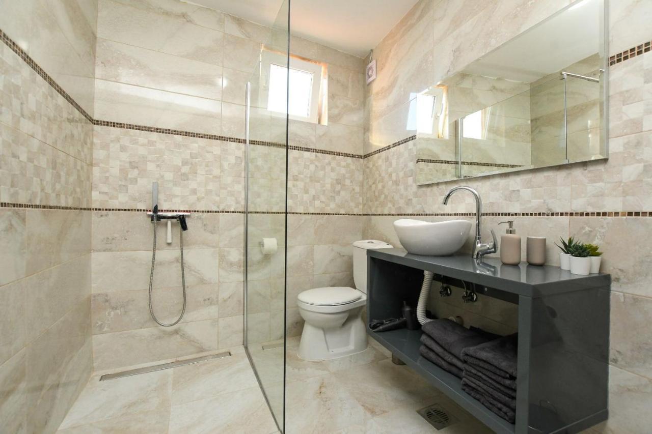 Central Apartments كلادوفو المظهر الخارجي الصورة